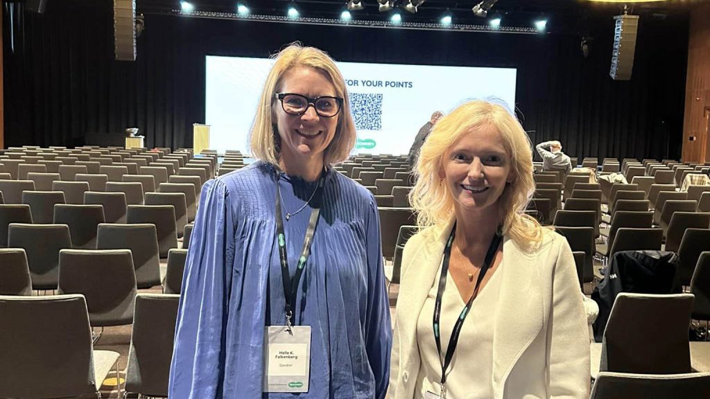 Helle Falkenberg og Fiona Rowe holdt foredrag under konferansen i Oslo. Foto: Irene Langeggen